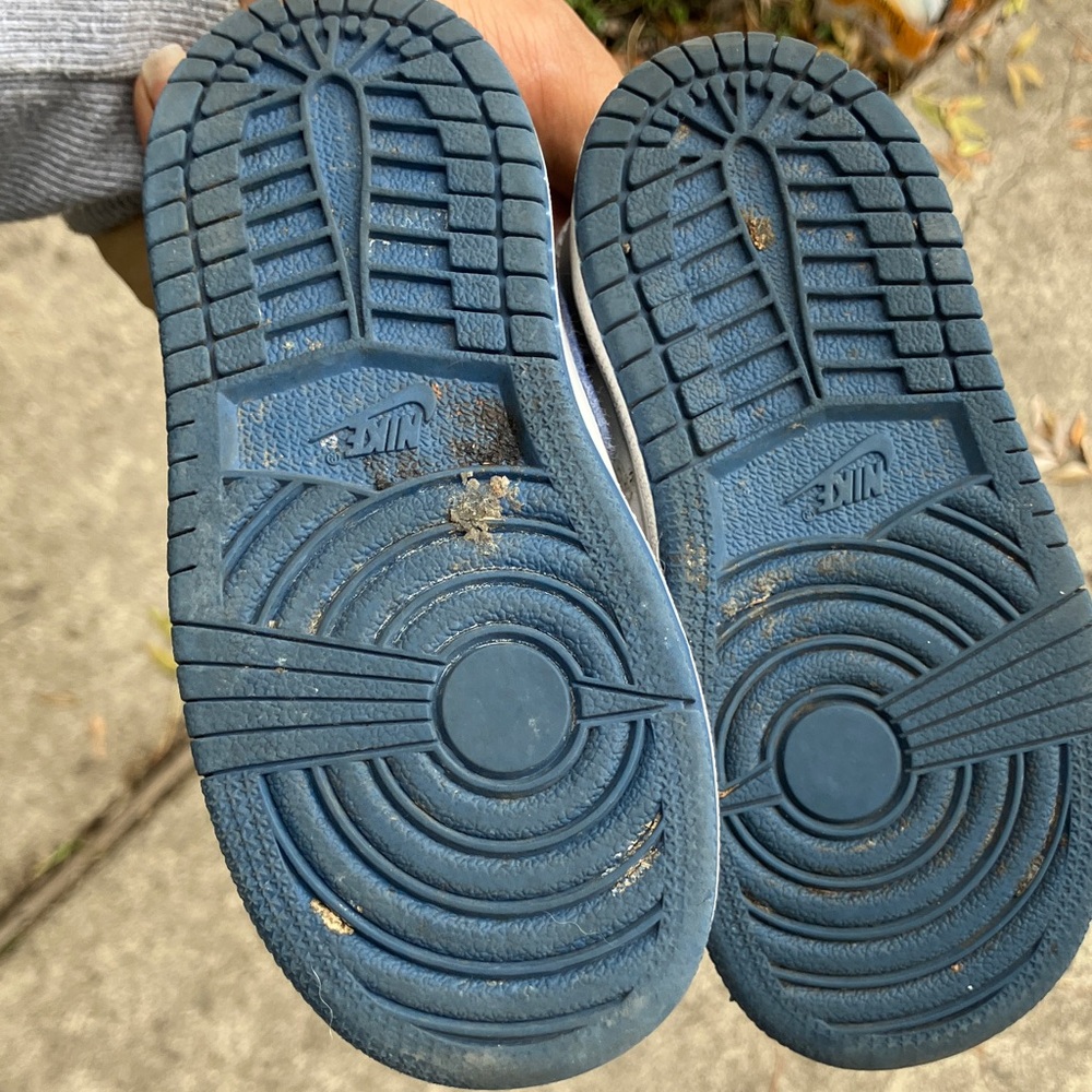 Nike retro1 for toddler Sneakers in Blue and Gray - Picture 3 of 3